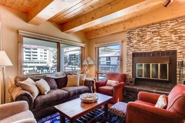 Recently Remodeled 2 Br Condo At The Plaza - Crested Butte, CO