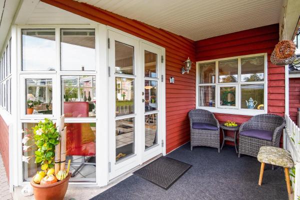 Na fotografii je vidět objekt Cozy House Near Grenaa Beach, Close To The Shore nacházející se ve městě Grena.