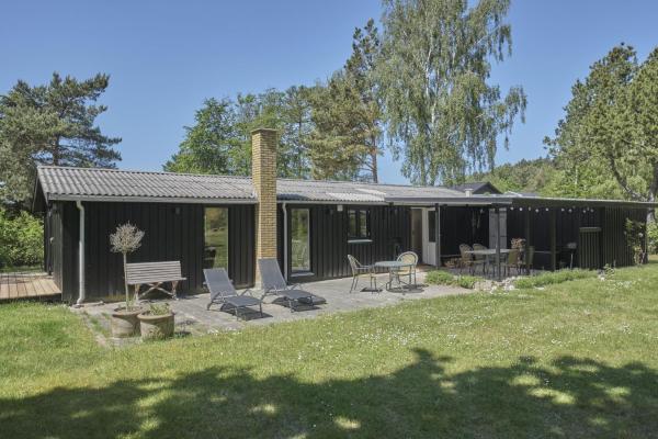 A la foto es mostra l'objecte Nice Home In Ebeltoft With 3 Bedrooms, Sauna And Internet situat a la ciutat de Ebeltoft.