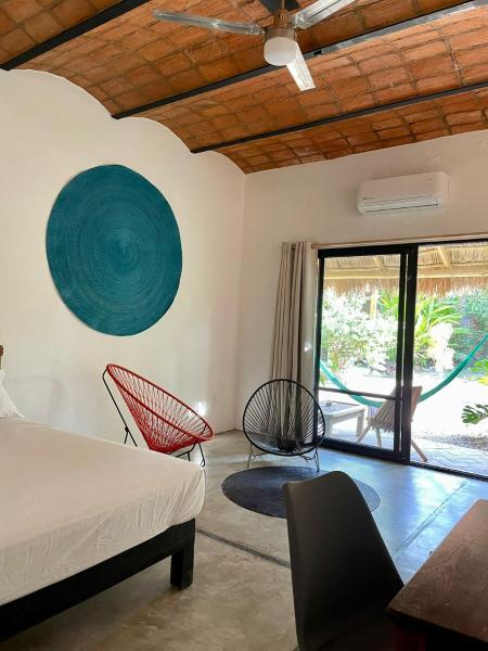 Nella foto è visibile l'oggetto lovely private UMI ROOM in CASA MENTA Lo de Marcos situato nella città di Lo de Marcos.