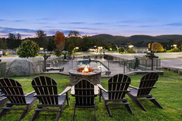 Foto 6: Super 8 by Wyndham Lake George/Downtown
