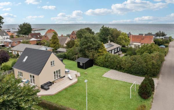 La photo montre l'objet 3 Bedroom Stunning Home In Samsø situé dans la ville de Brundbymark.