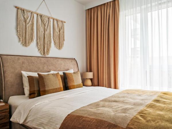 Flh Harmony Suite - Warsaw