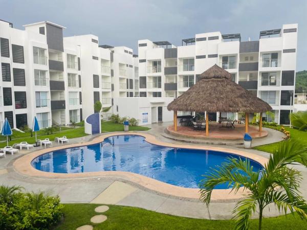 A la foto es mostra l'objecte KAMARE TU ESPACIO PARA EL DESCANSo situat a la ciutat de Manzanillo.