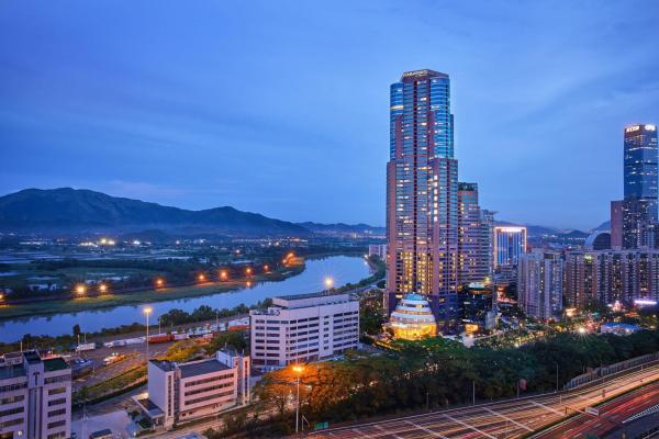 A la foto es mostra l'objecte Four Points by Sheraton Shenzhen situat a la ciutat de Shenzhen.