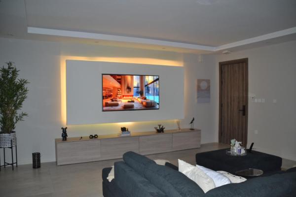 Elite Haven 203