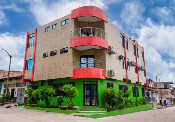 A la foto es mostra l'objecte Hospedaje Las Amazonas situat a la ciutat de Iquitos.