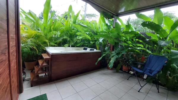 På bildet vises objektet White Passiflora - Private Jacuzzi som ligger i byen Agua Azul.