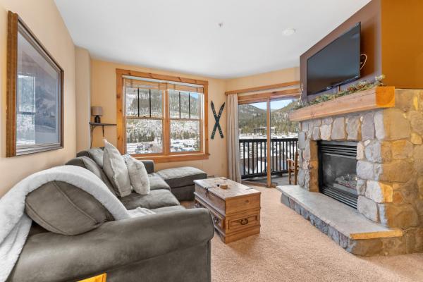 A la foto es mostra l'objecte Buffalo Lodge #8386 situat a la ciutat de Keystone.
