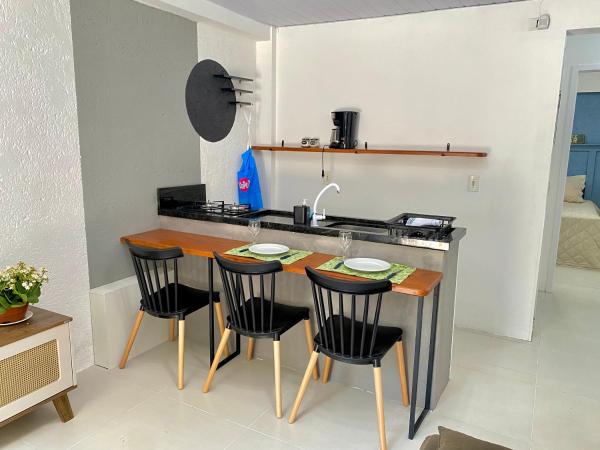 På billedet ses objektet Loft Aconchegante Apartamento Floripa 12 - Wi-fi 600Mb beliggende i byen Florianópolis.