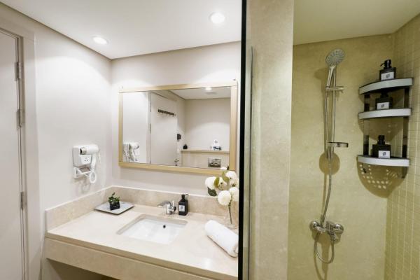 Foto 6: Staggering & Soothing 2 BDR w Pool View Free Pool & Beach Access