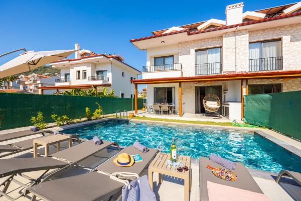 På bildet vises objektet Villa Karya som ligger i byen Dalyan.