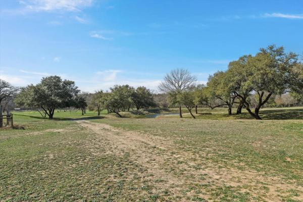 Bild 3: Ruby Dell Ranch - Just 10 mins from downtown Waco