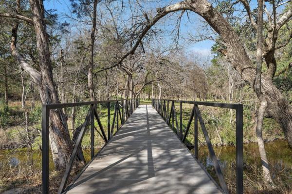 Bild 4: Ruby Dell Ranch - Just 10 mins from downtown Waco