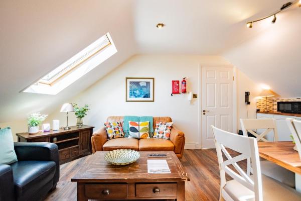 Westend Hideaway, Galway