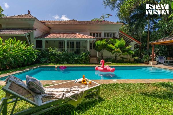 Stayvista At A Portuguese Tale - Pool, Bar & Bbq - Anjuna