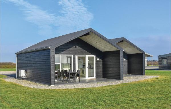 A la foto es mostra l'objecte Two-Bedroom Holiday Home Ringkøbing 01 situat a la ciutat de Søndervig.