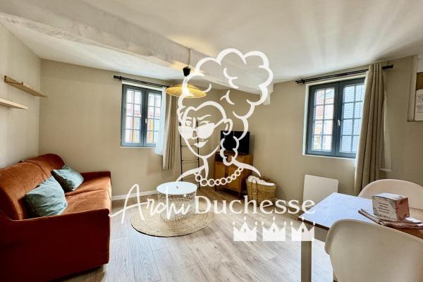 A la foto es mostra l'objecte Julia un véritable cocon au coeur de la ville situat a la ciutat de Rouen.