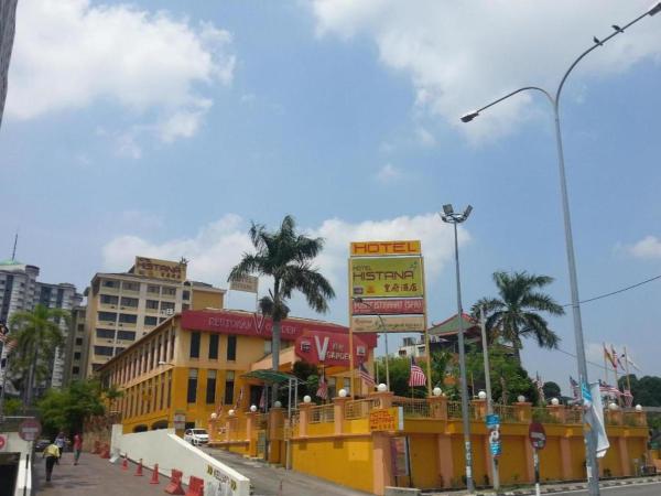 A la foto es mostra l'objecte Klang Histana Hotel situat a la ciutat de Klang.