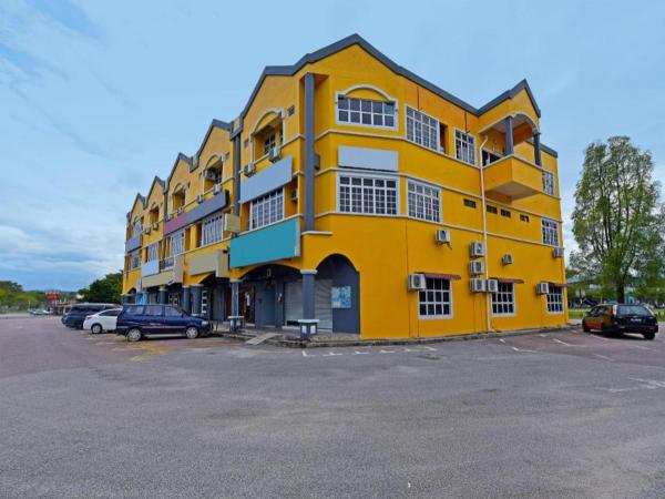 Na fotografii je vidět objekt OYO 90672 De Paradise Turtle Hotel nacházející se ve městě Kerteh.