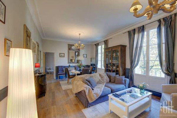 A la foto es mostra l'objecte Appartement familial 2 chambres, 2 salles de bains situat a la ciutat de Tours.