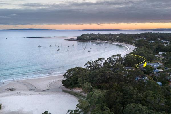 På bildet vises objektet Sails Blu, Callala Bay som ligger i byen Callala Bay.