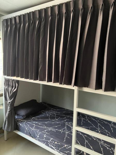 Jomtien Beach Hostel & Guesthouse, Джомтьен-Бич
