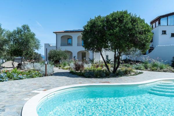 Le Conchiglie Apartments With Pool By Wonderful Italy - Olbia