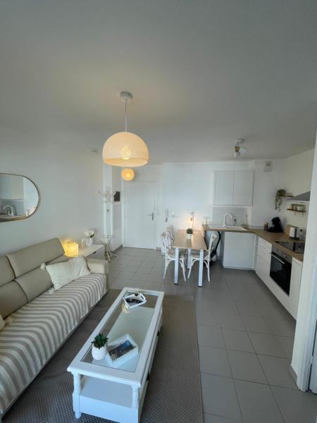 Appartement neuf, parking et terrasse Proche Vélodrome, Marseille