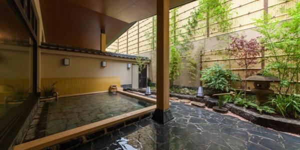 Na fotografii je vidět objekt Nishitetsu Resort Inn Beppu nacházející se ve městě Beppu.