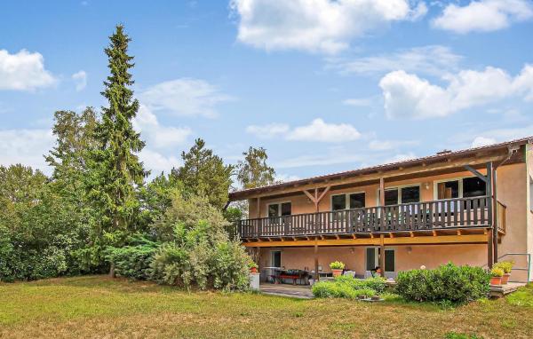 På billedet ses objektet Ferienwohnung Below beliggende i byen Below.