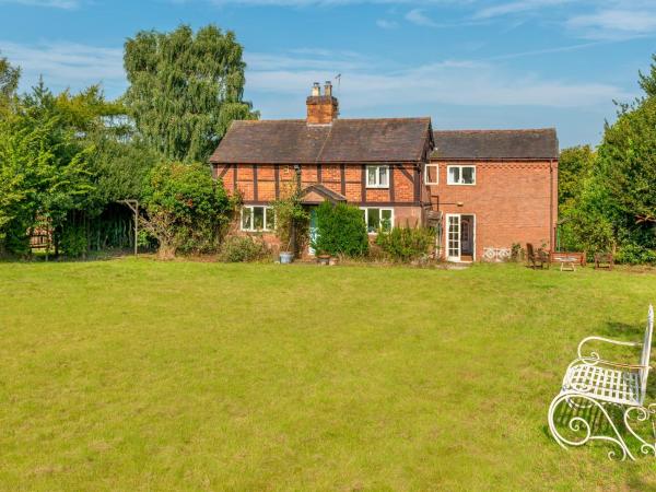 A la foto es mostra l'objecte Charming 17th Cent Secluded Country CottageGarden Pass the Keys situat a la ciutat de Eccleshall.