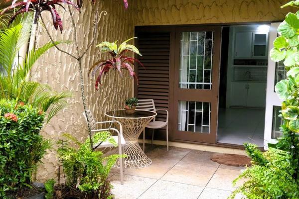 Foto 7: Secure, Gated Oasis close to City