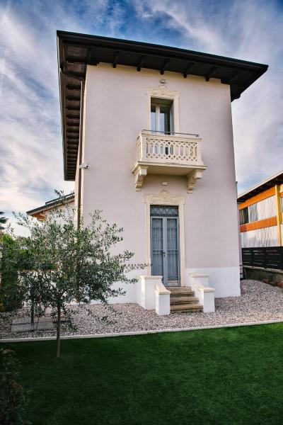 VILLA DEI SOGNI appartamento vicino ospedale Borgo Trento,Fiera e Arena di Verona, Werona