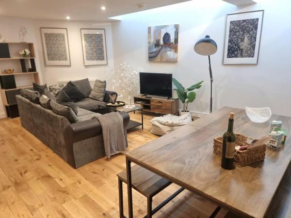 Фотография 5: Large Duplex Flat at London Bridge