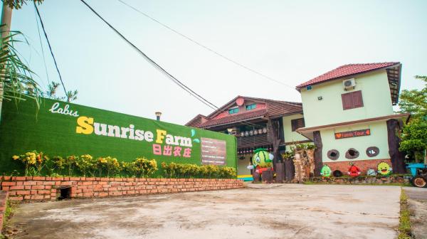 En la foto se muestra el objeto LABIS SUNRISE FARM STAY ubicado en la ciudad de Labis.