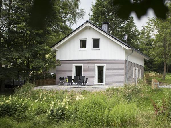 På billedet ses objektet Ferienhaus Waldlicht beliggende i byen Brilon.