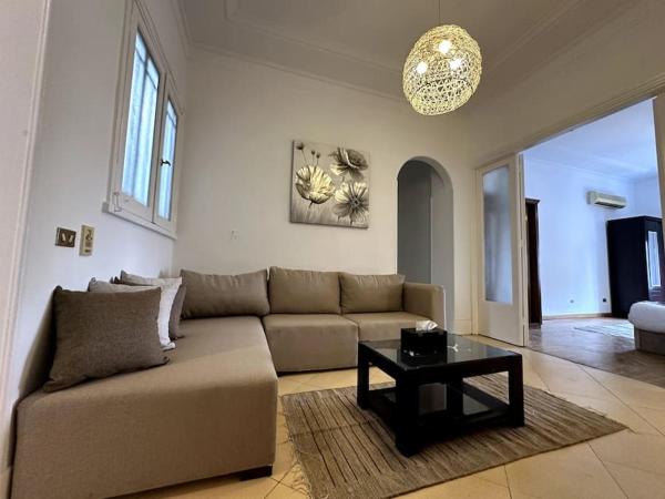A la foto es mostra l'objecte Apartment in GardenCity DownTown situat a la ciutat de El Caire.