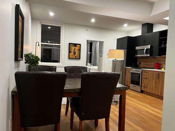 Na zdjęciu widoczny jest obiekt Refined City Living, Unit 606 położony w mieście Halifax.