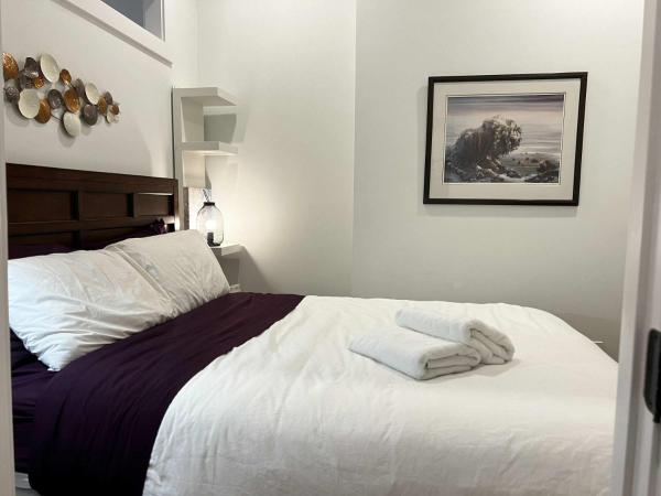 Na zdjęciu widoczny jest obiekt Urban Sophistication, Ocean View, Unit 513 położony w mieście Halifax.