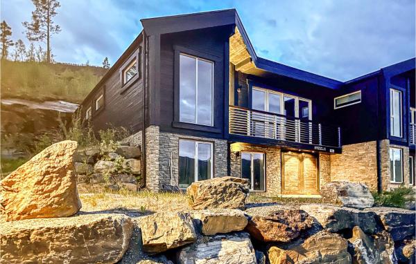 På billedet ses objektet 5 Bedroom Cozy Home In Hemsedal beliggende i byen Hemsedal.