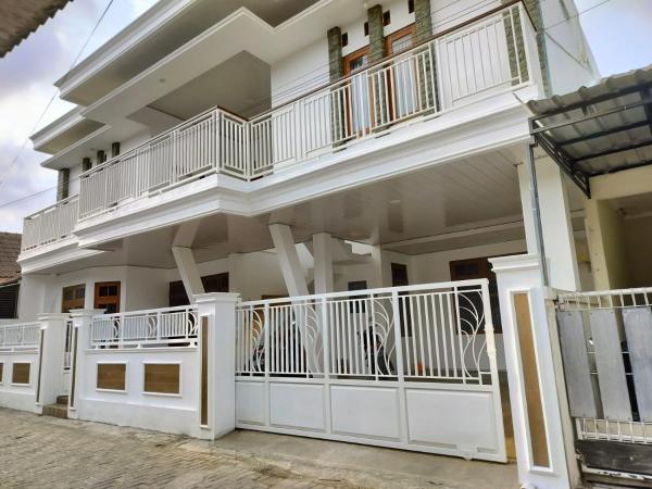 写真にはTimuran市にあるWilujeng Guest House Yogyaが写っています。