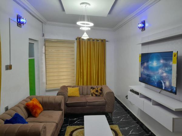 A la foto es mostra l'objecte CozyVtech Homes situat a la ciutat de Ogudu.