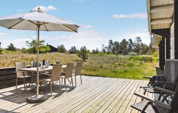 A la foto es mostra l'objecte Three-Bedroom Holiday Home In Jerup situat a la ciutat de Jerup.