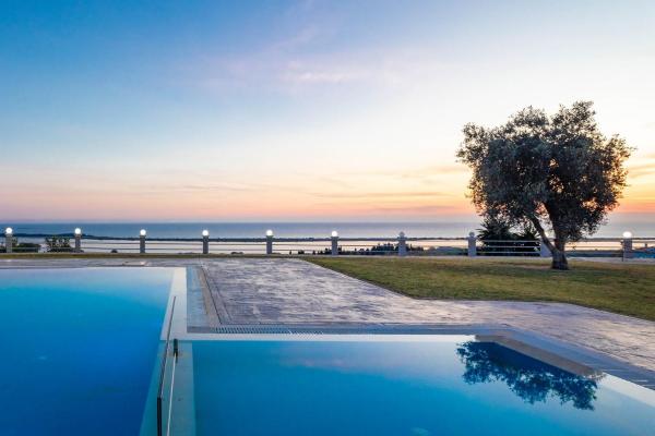 A la foto es mostra l'objecte Villa Mediterranean View situat a la ciutat de Corfu.