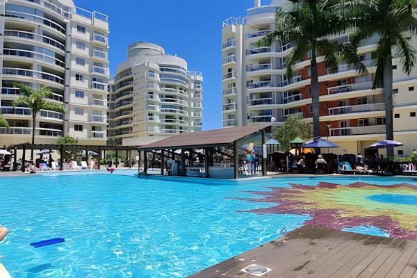 A la foto es mostra l'objecte Beto Carrero, 2 piscinas, praia, espaço kids situat a la ciutat de Penha.