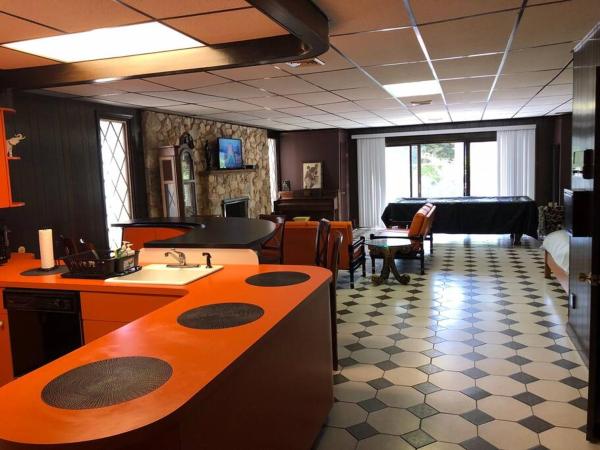 A la foto es mostra l'objecte Hoboken! The Cozy Mandarin! Entire Unit , Castle Point Neighborhood! situat a la ciutat de Hoboken.