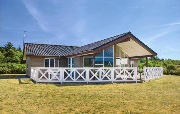 A la foto es mostra l'objecte Holiday Home Blomstervænget Hemmet X situat a la ciutat de Falen.