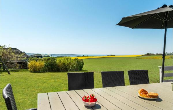 Stunning Home In Knebel With Sauna - Denmark