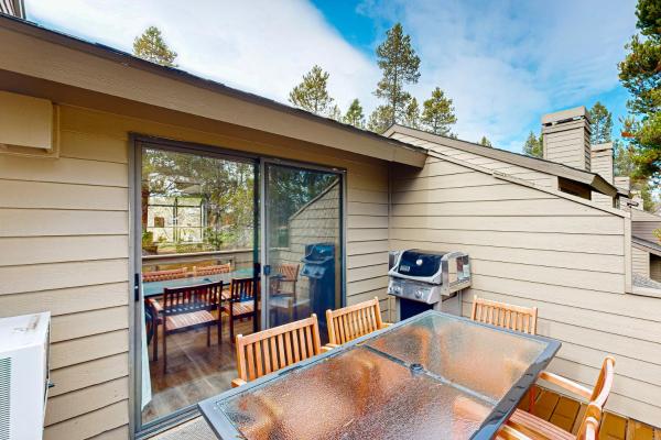 Pine & Peaks Getaway photo 5